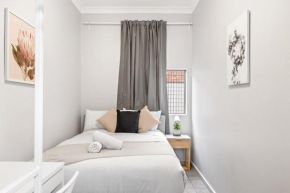 Signature Double Room in Auburn - Shared Bathroom, Sydney